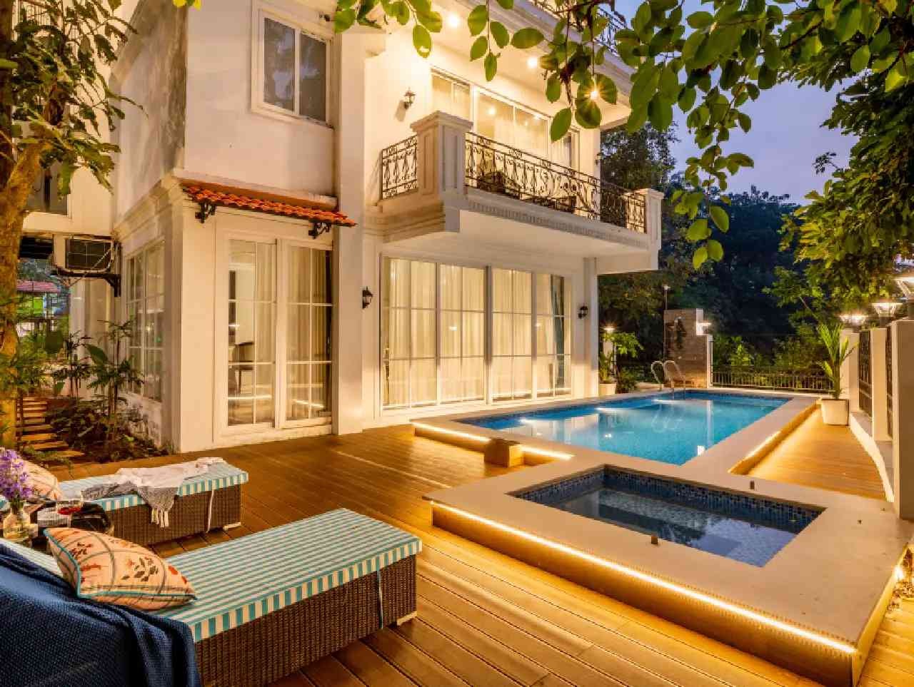 ELIVAAS 4 BHK WITH PRIVATE POOL | SUNTUARIOS